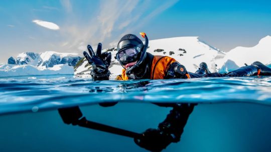 Почему зимний дайвинг становится новым трендом